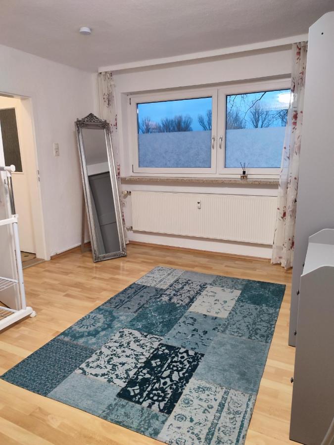 Gemuetliche Zwei-Zimmer-Wohnung Am Regnitzufer Bamberg Buitenkant foto